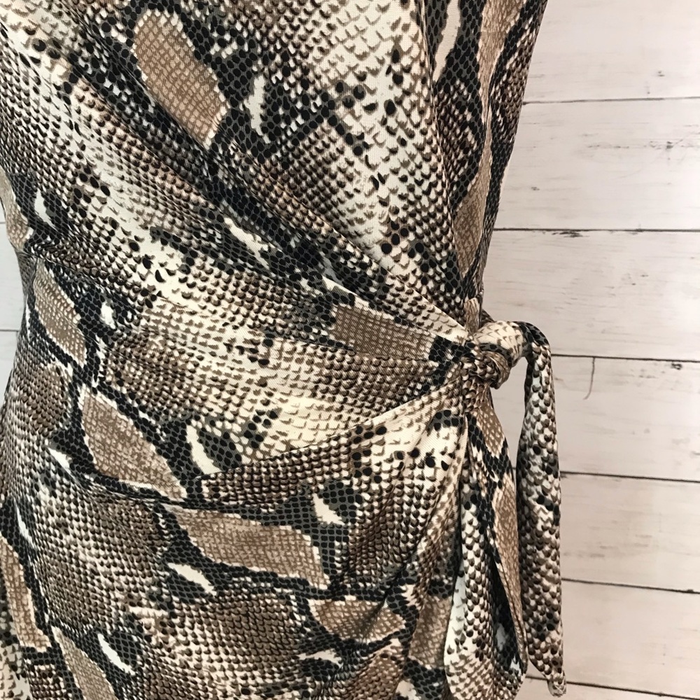 Diane Von Furstenberg Della Python Dress Size 8 - image 2